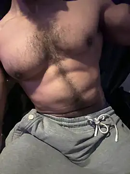 Snapshot of troygurth9 chatting on 16, 4, 2026 troygurth9 online show from 16, 4, 2026