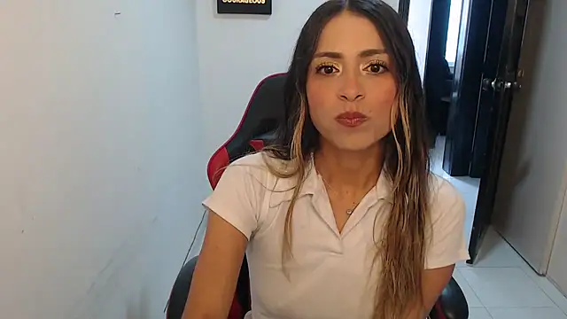 Liamiler01  online show from 28, 11, 2025