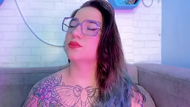 DEVA BLUE  online show from 6, 3, 2025