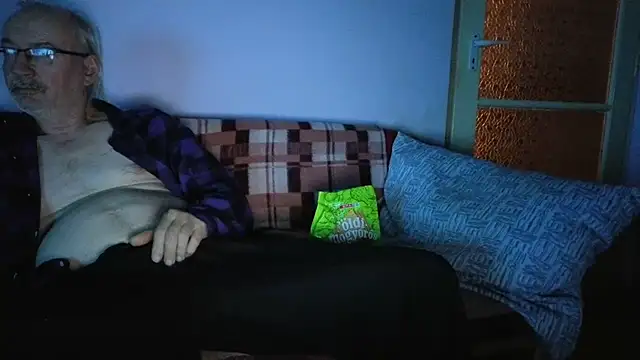 cumloverboyxx69 online show from 9, 11, 2025