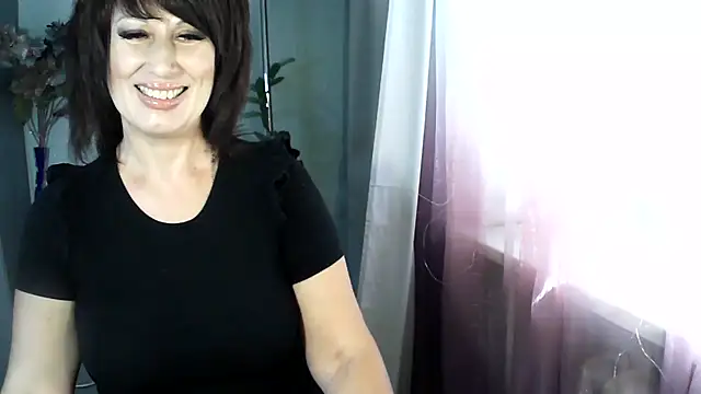 Snapshot of Faraira17 chatting on 5, 7, 2026 Faraira17 online show from 5, 7, 2026