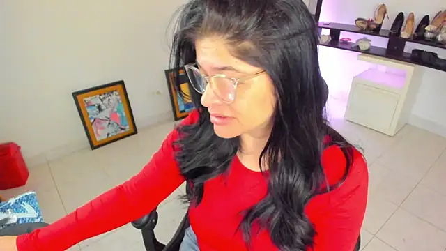 Snapshot of BellaFlaming chatting on 24, 4, 2026 BellaFlaming online show from 24, 4, 2026