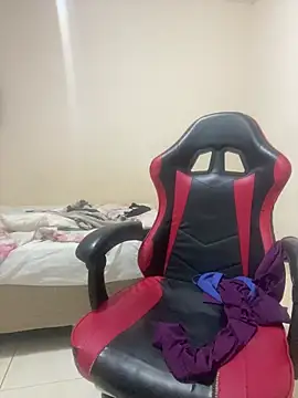 Snapshot of -Marivalda- chatting on 19, 2, 2026 -Marivalda- online show from 19, 2, 2026