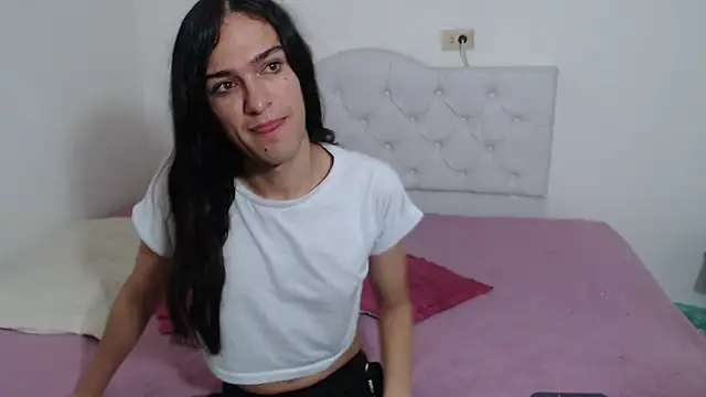 Snapshot of sweet1Girl chatting on 24, 6, 2026 sweet1Girl online show from 24, 6, 2026