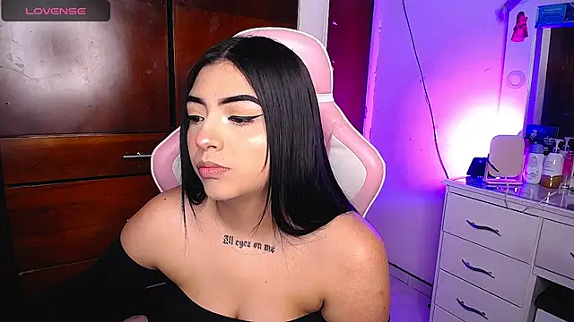 eva six online show from 25, 2, 2025