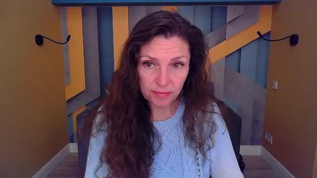 Snapshot of EllaLong chatting on 4, 5, 2026 EllaLong online show from 4, 5, 2026