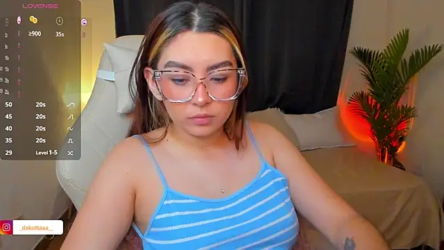 Snapshot of dakottaa_ chatting on 1, 8, 2026 dakottaa online show from 1, 8, 2026