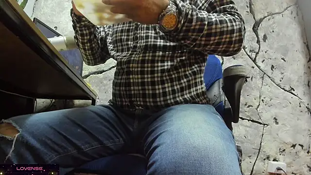 Maxi TheBigDaddy online show from 27, 11, 2025