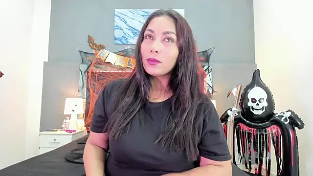 Lauralove 69 online show from 29, 10, 2025