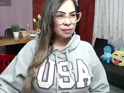 Snapshot of jademoomsm chatting on 6, 2, 2026 jademoomsm online show from 6, 2, 2026