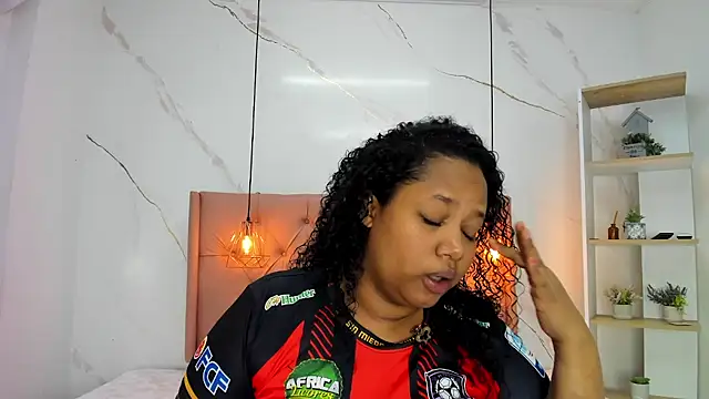 Belle Brunette online show from 6, 4, 2026