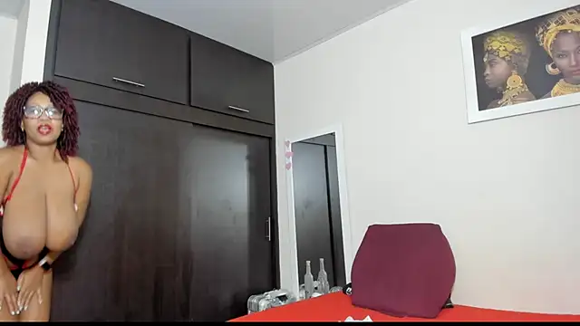 megan-hotxx online show from 18, 11, 2025