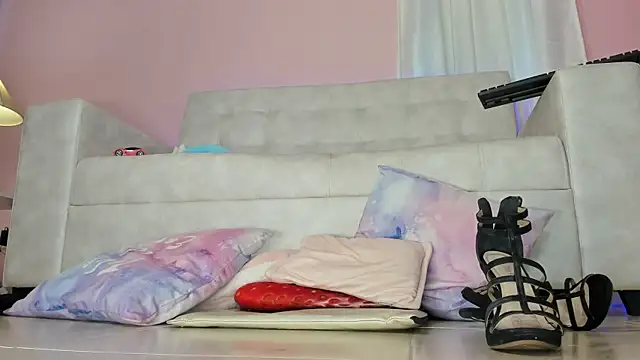 tinysara online show from 18, 1, 2025