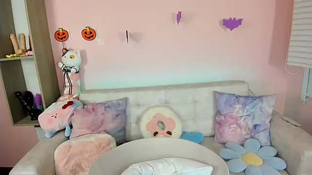 tinysara online show from 9, 10, 2025