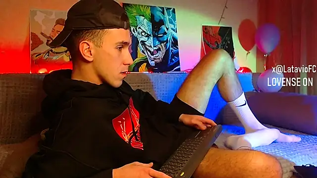 Snapshot of Midnighter_ chatting on 13, 1, 2025 Midnighter online show from 13, 1, 2025