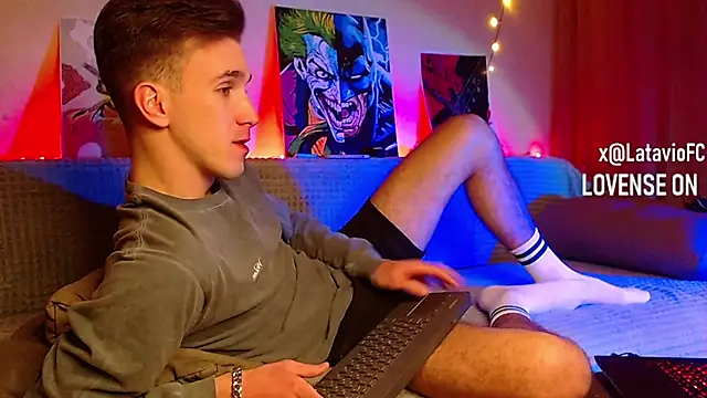 Snapshot of Midnighter_ chatting on 6, 3, 2025 Midnighter online show from 6, 3, 2025