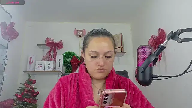 megan doll2 online show from 27, 12, 2024