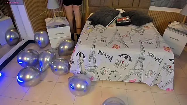 charlottewhitte online show from 31, 10, 2025