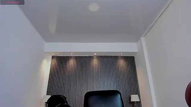 charlottewhitte online show from 24, 3, 2026