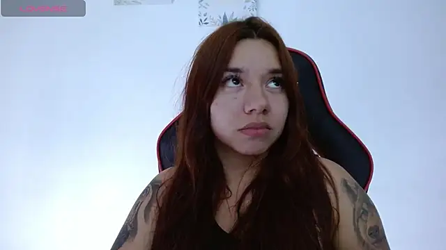 Snapshot of samantha_tattu chatting on 14, 12, 2024 samantha tattu online show from 14, 12, 2024