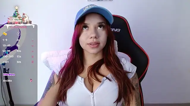 Snapshot of samantha_tattu chatting on 18, 12, 2024 samantha tattu online show from 18, 12, 2024