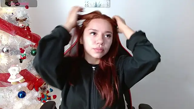 Snapshot of samantha_tattu chatting on 30, 12, 2024 samantha tattu online show from 30, 12, 2024