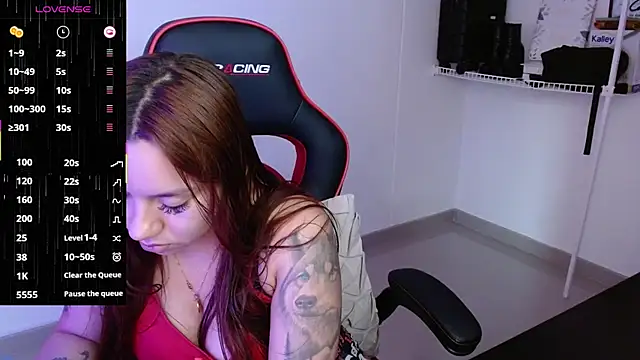 Snapshot of samantha_tattu chatting on 5, 2, 2025 samantha tattu online show from 5, 2, 2025