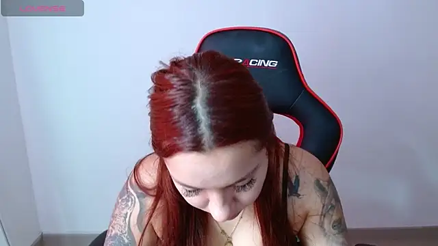 Snapshot of samantha_tattu chatting on 12, 3, 2025 samantha tattu online show from 12, 3, 2025