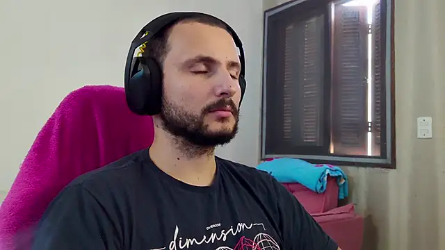 Snapshot of iurytx chatting on 5, 2, 2026 iurytx online show from 5, 2, 2026