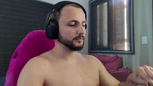 Snapshot of iurytx chatting on 1, 3, 2026 iurytx online show from 1, 3, 2026