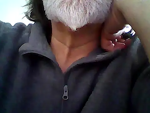 Snapshot of xcimeru chatting on 23, 4, 2026 xcimeru online show from 23, 4, 2026