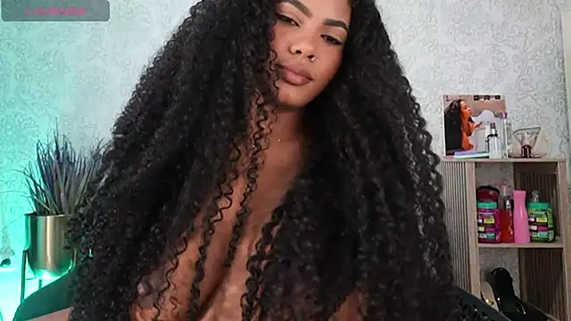 HOTBLACKANDWHITE2 online show from 11, 4, 2026