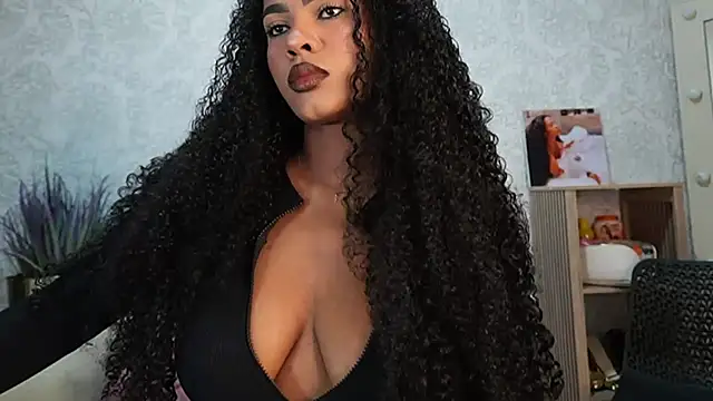 Snapshot of HOTBLACKANDWHITE2 chatting on 22, 4, 2026 HOTBLACKANDWHITE2 online show from 22, 4, 2026