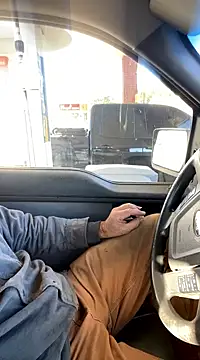 Snapshot of Themechanic420 chatting on 3, 12, 2024 Themechanic420 online show from 3, 12, 2024