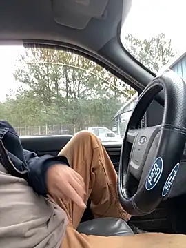 Snapshot of Themechanic420 chatting on 19, 12, 2024 Themechanic420 online show from 19, 12, 2024