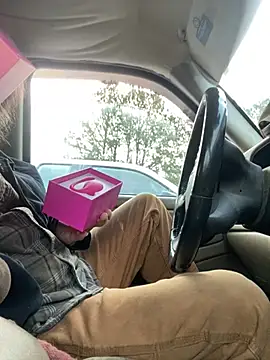 Snapshot of Themechanic420 chatting on 27, 2, 2025 Themechanic420 online show from 27, 2, 2025