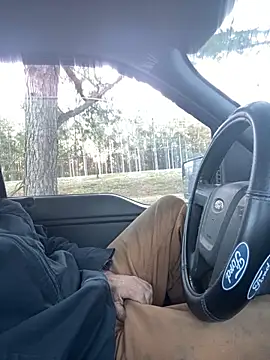 Snapshot of Themechanic420 chatting on 6, 3, 2025 Themechanic420 online show from 6, 3, 2025