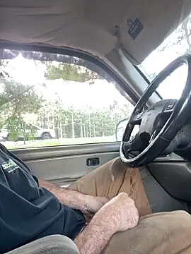 Snapshot of Themechanic420 chatting on 2, 10, 2025 Themechanic420 online show from 2, 10, 2025