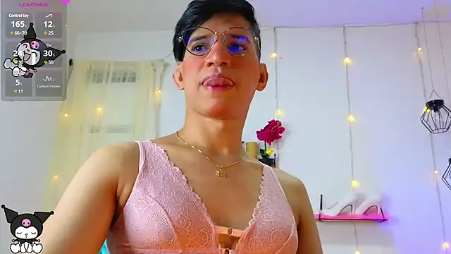 Ariel Femboy  online show from 5, 3, 2025