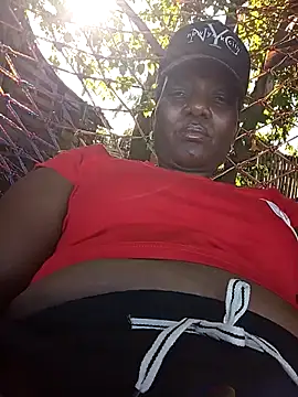 Snapshot of Hailey_BaileyXYZ chatting on 3, 5, 2026 Hailey BaileyXYZ online show from 3, 5, 2026