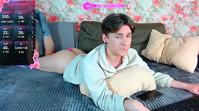 Snapshot of _YummyTony_ chatting on 28, 1, 2025 YummyTony online show from 28, 1, 2025