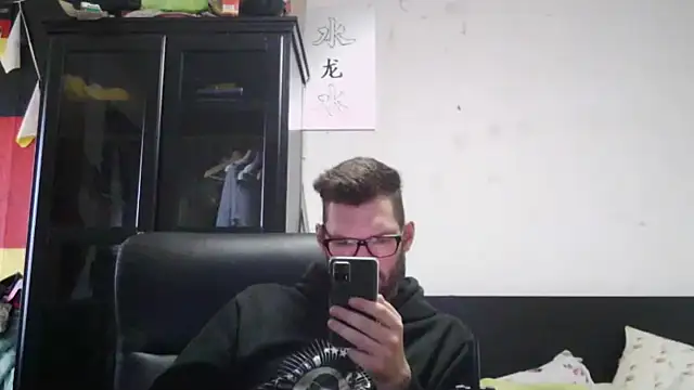 Snapshot of Die-geile-Sau chatting on 20, 4, 2026 Die-geile-Sau online show from 20, 4, 2026