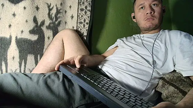 Snapshot of sweet_cock28 chatting on 14, 6, 2026 sweet cock28 online show from 14, 6, 2026