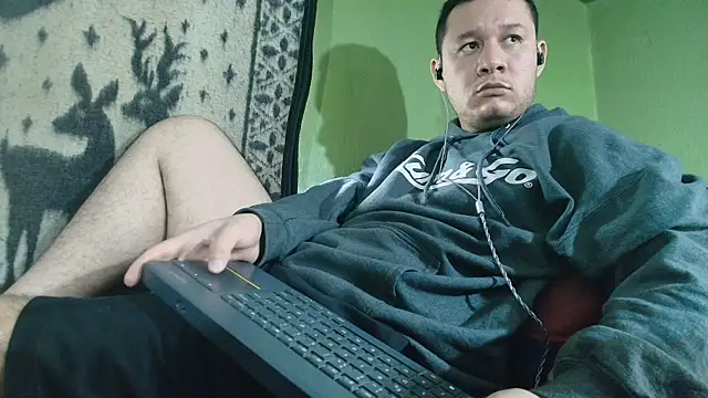 Snapshot of sweet_cock28 chatting on 2, 7, 2026 sweet cock28 online show from 2, 7, 2026
