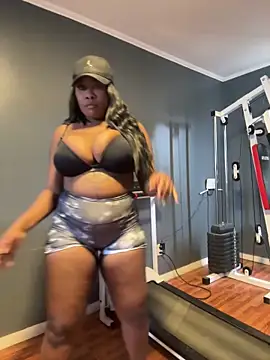 Snapshot of MySweetPerla21 chatting on 5, 6, 2026 MySweetPerla21 online show from 5, 6, 2026