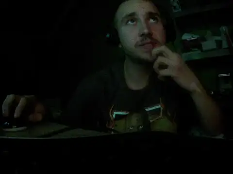 Snapshot of capoloveu chatting on 20, 11, 2025 capoloveu online show from 20, 11, 2025