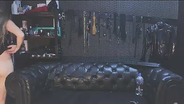 kimberly swan online show from 1, 3, 2025