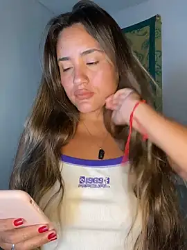 Snapshot of fenixgre chatting on 9, 10, 2025 fenixgre online show from 9, 10, 2025