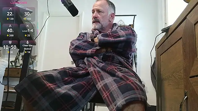 Snapshot of DaddybearVLC chatting on 24, 3, 2026 DaddybearVLC online show from 24, 3, 2026