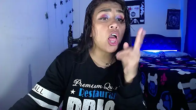 pinky violeta online show from 6, 1, 2025